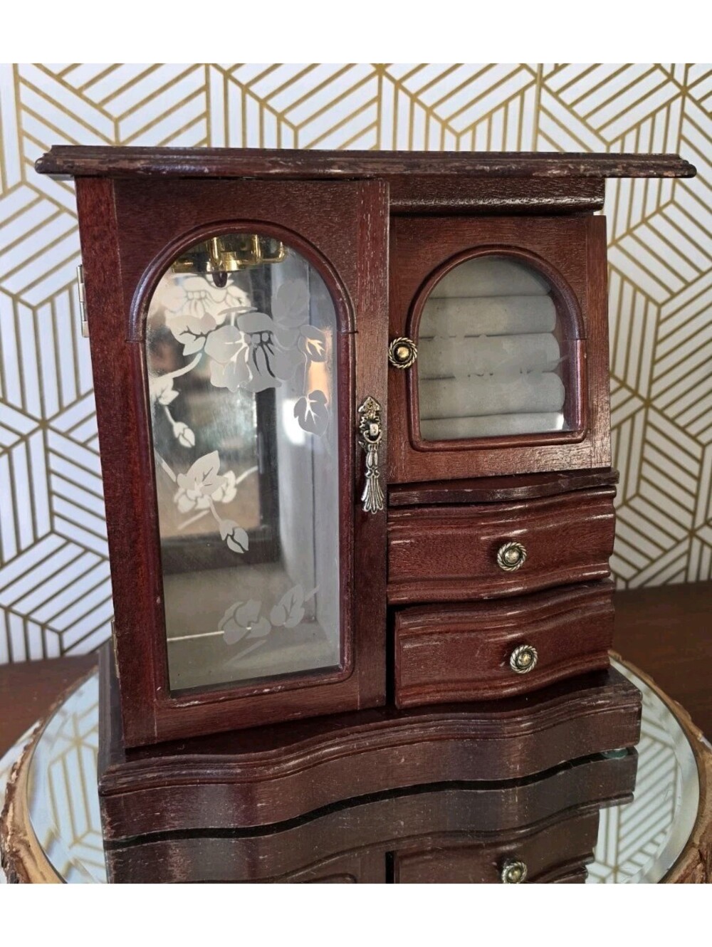 Vintage Armoire Style Musical Jewelry Box Etched Glass Necklace Ring Storage